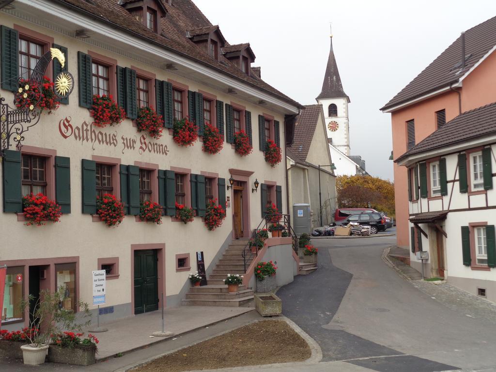 Gasthaus Zur Sonne Aesch  Екстериор снимка
