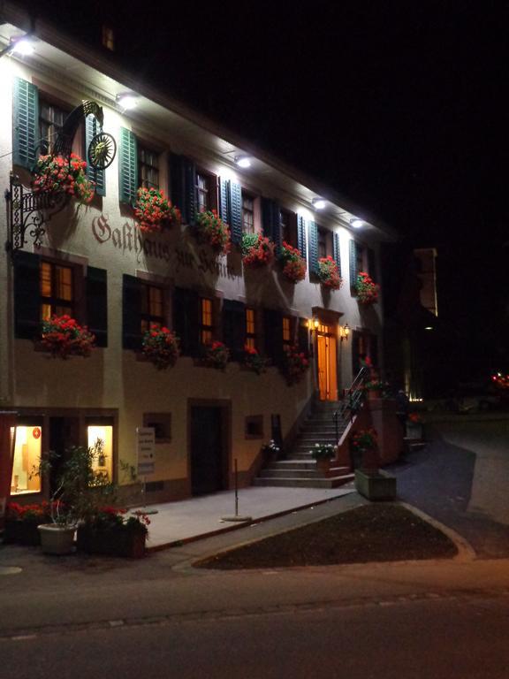 Gasthaus Zur Sonne Aesch  Екстериор снимка